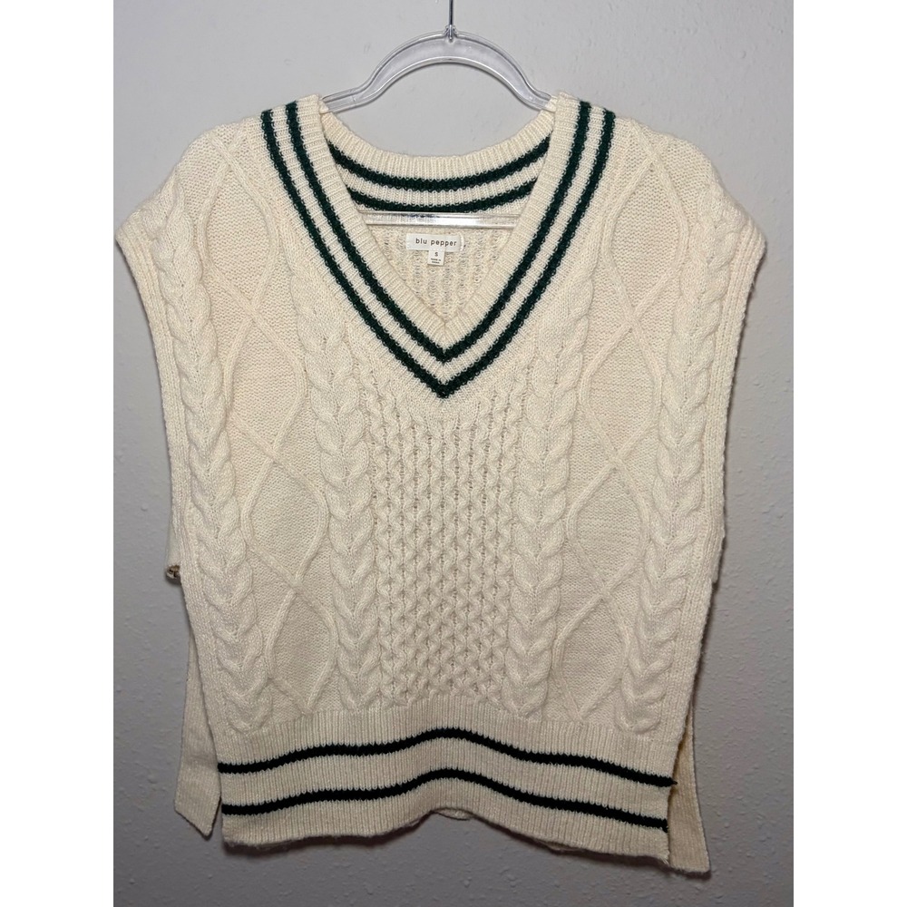 Blu Pepper Ivory Green Varsity Cable Knit Sweater Vest V-Neck D-Ring Sides Small